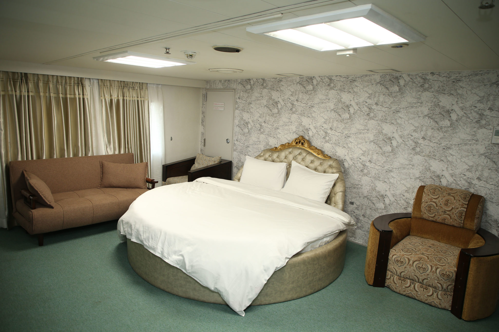 MV Bay One Cruise Ship