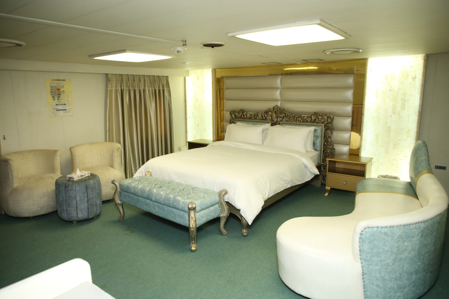 MV Bay One Cruise Ship